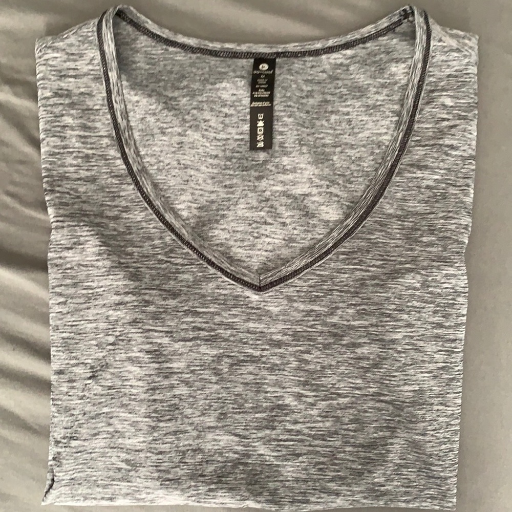 Athletic top